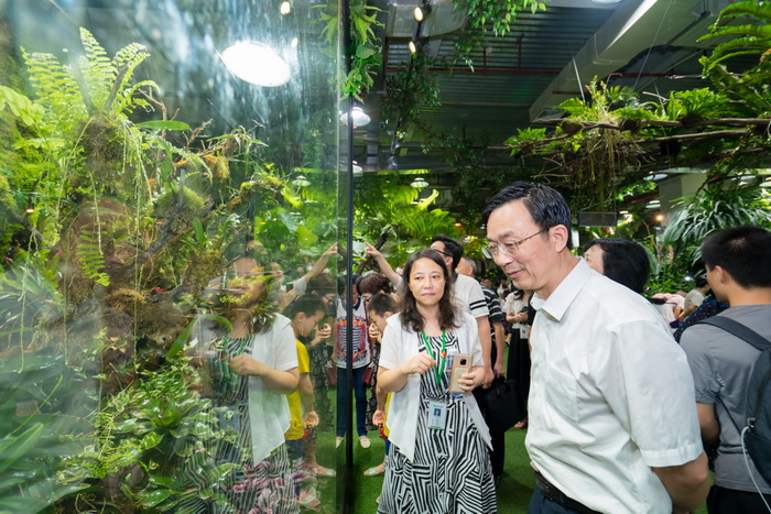 0826【科技館】省政協(xié)副主席劉獻祥蒞臨廈門(mén)科技館調研座談 (3)_調整大小.jpg